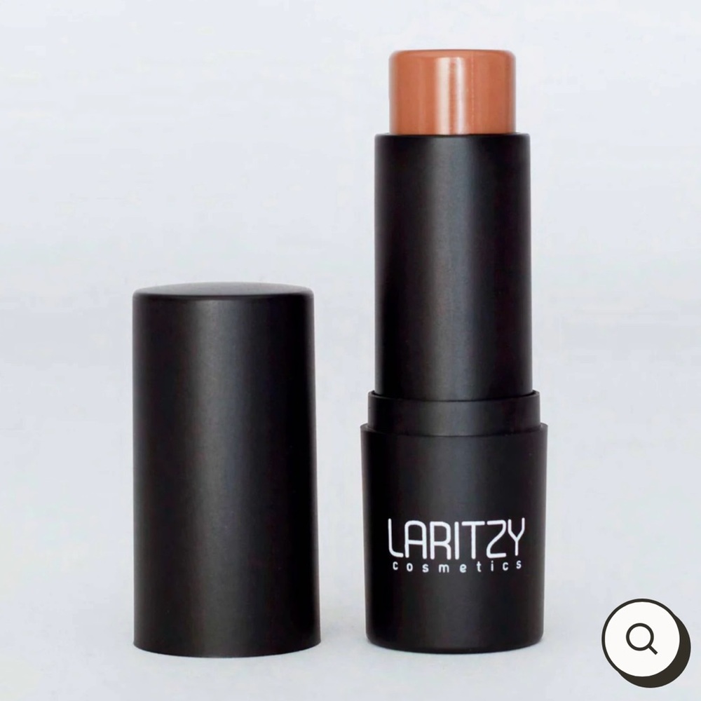 Laritzy Cosmetics Bronzer and Contour Shade Stix -Luau (deep chocolate) - Picture 4 of 6